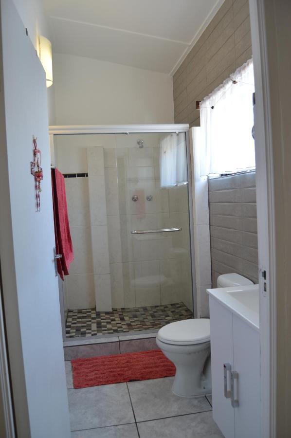 Villelodge Accommodation Luderitz Exterior photo