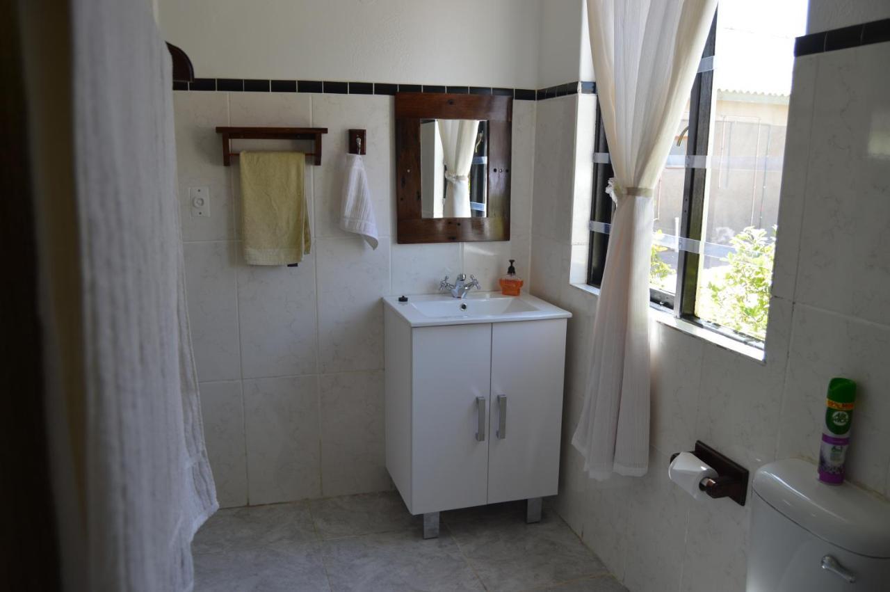 Villelodge Accommodation Luderitz Exterior photo